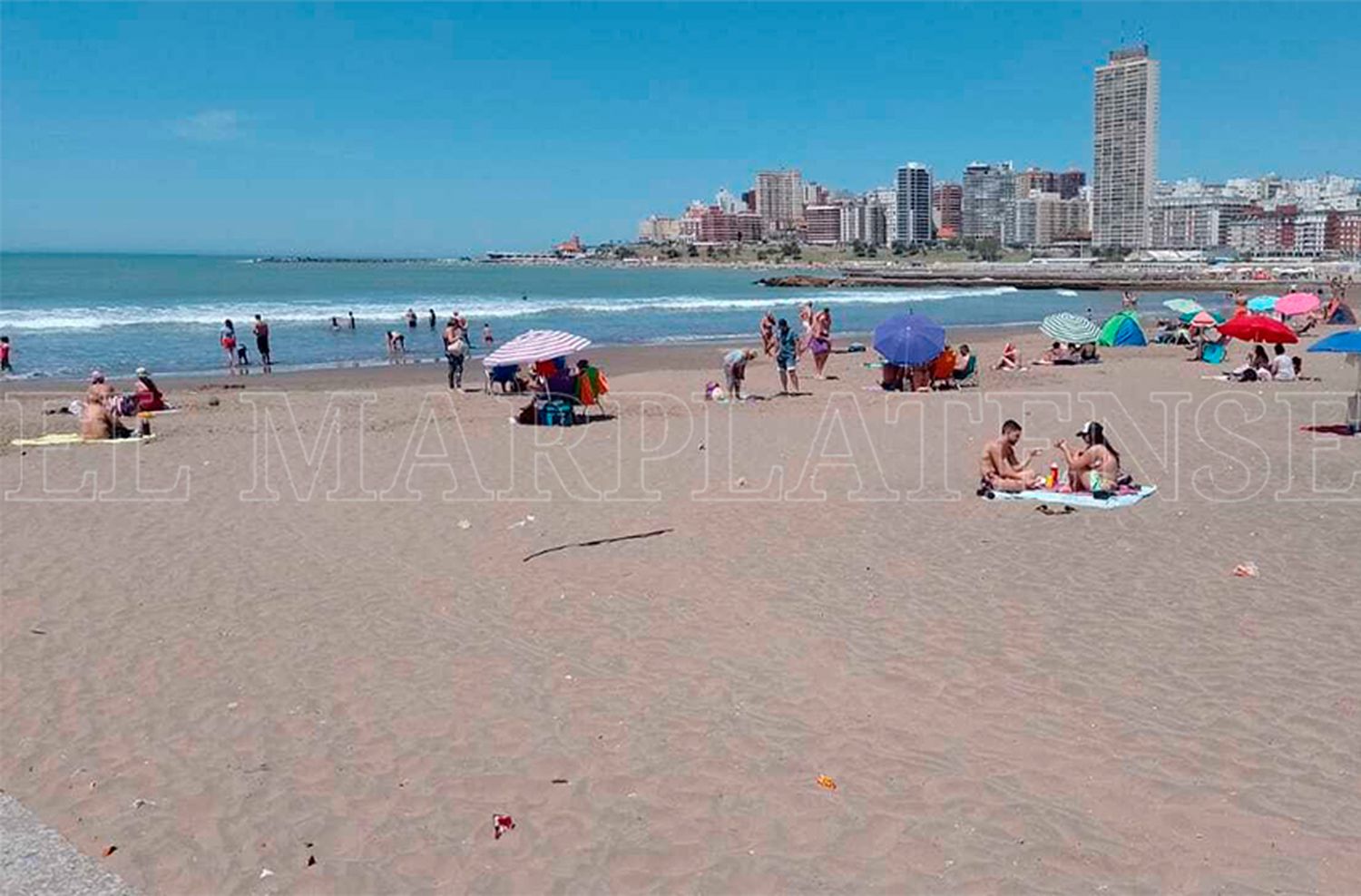 Mar del Plata continúa con el clima playero