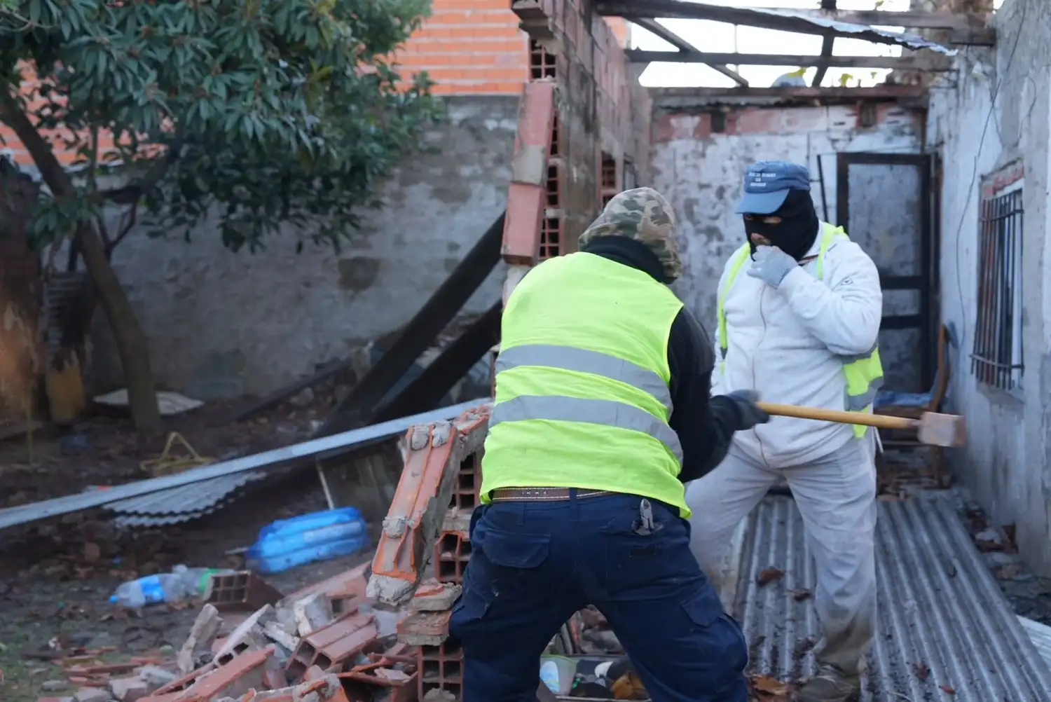 Rosario: derribaron tres búnkeres en barrio Banana y ya suman 129 inactivados en Santa Fe - 4