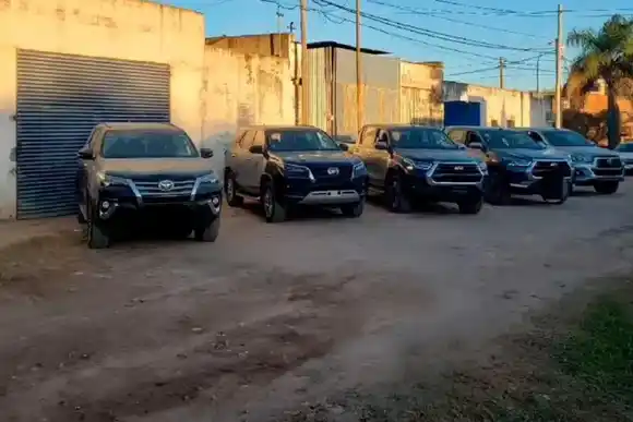 Desbarataron una banda que robaba camionetas de alta gama y las escondían en un galpón en Santa Fe