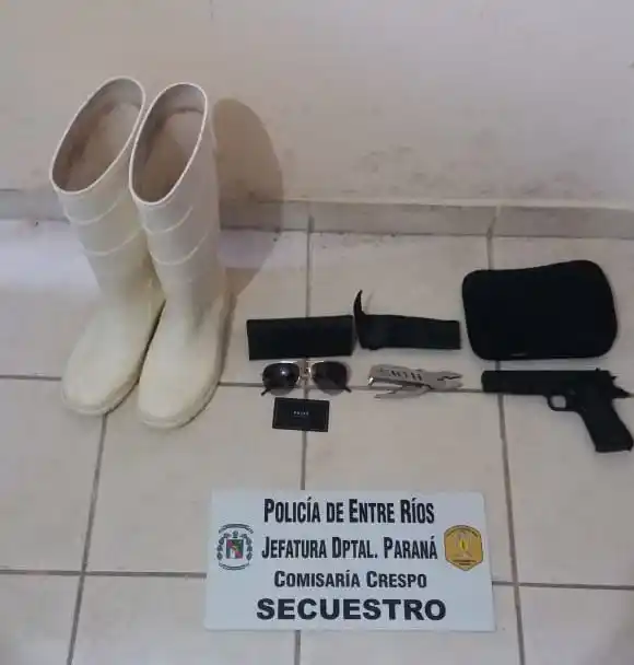 Investigando un robo suscitado el fin de semana, efectivos policiales realizaron un allanamiento en Crespo