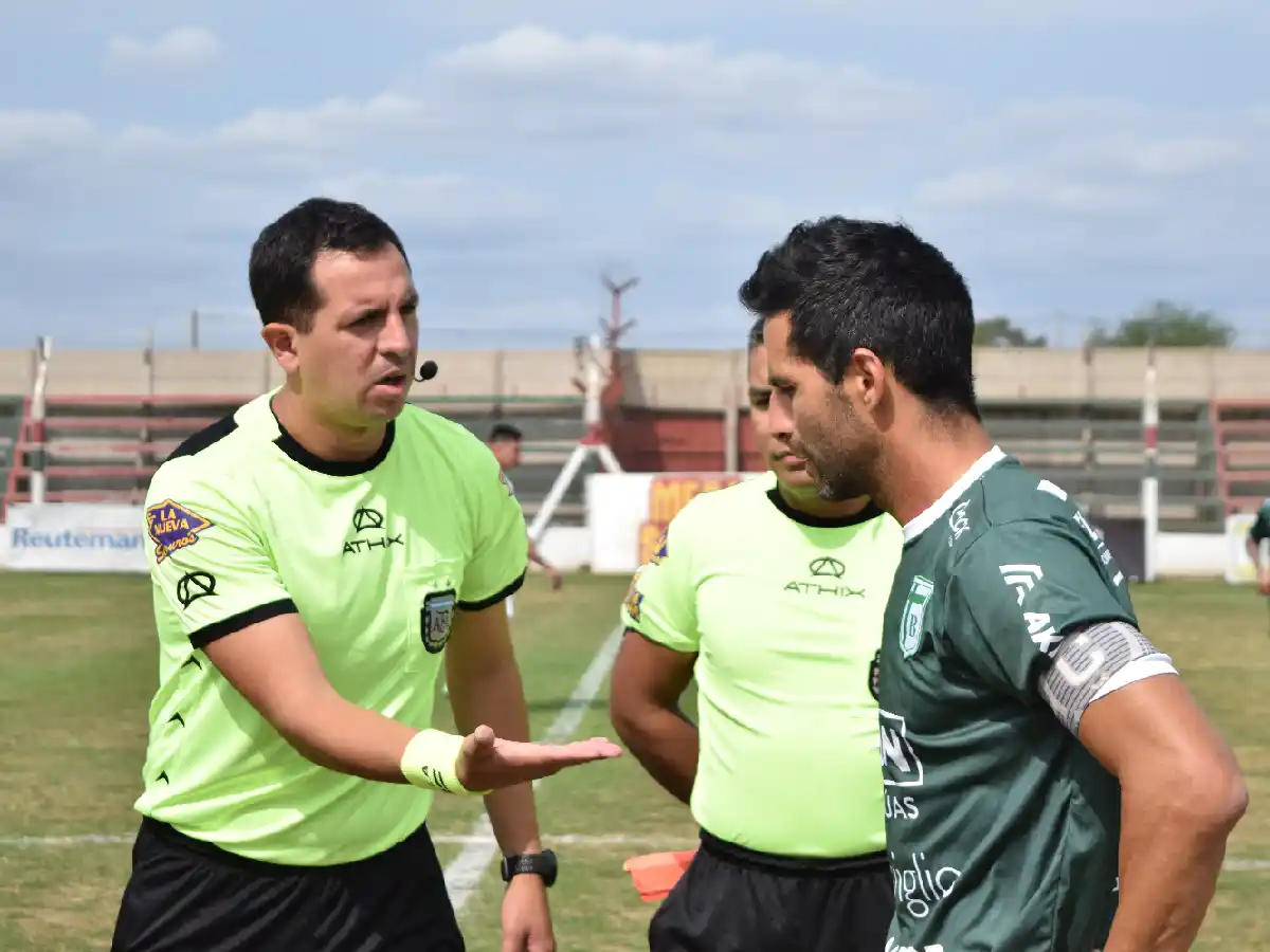 "Duele y molesta perder, el partido estaba controlado"