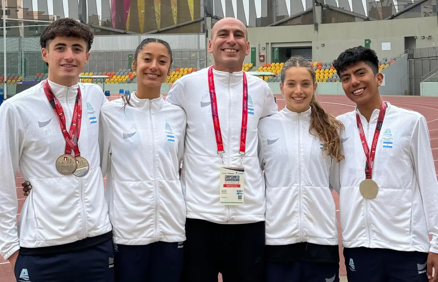 Manuel Rojas Landaburu, Joaquina Dura, Leonardo Malgor, Juana Zuberbhuler y Leonardo Guerrero.