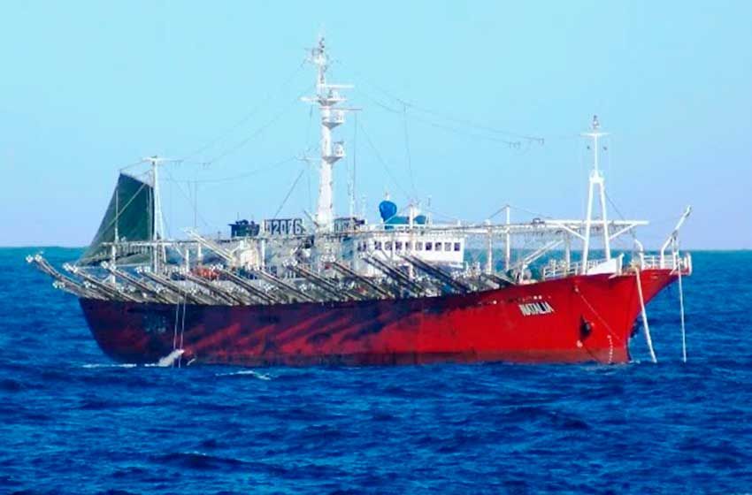 Alerta portuaria: esperan en Mar del Plata a un pesquero con tripulantes que presentan síntomas de COVID-19