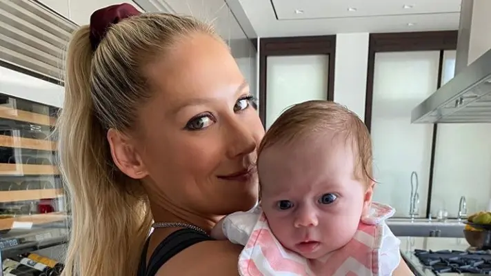 ¡Awww! Lo bella y grande que está Mary, la hija de Anna y Enrique