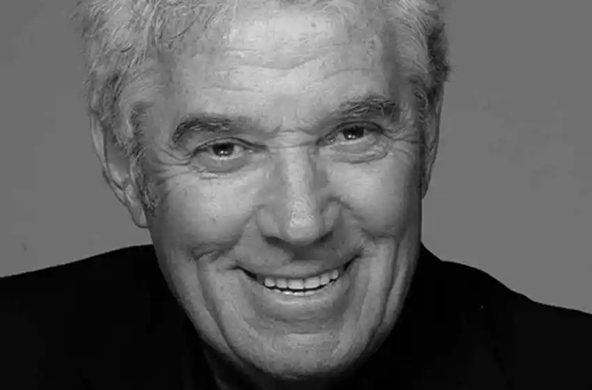 Chico Novarro: «La música es mi novia»