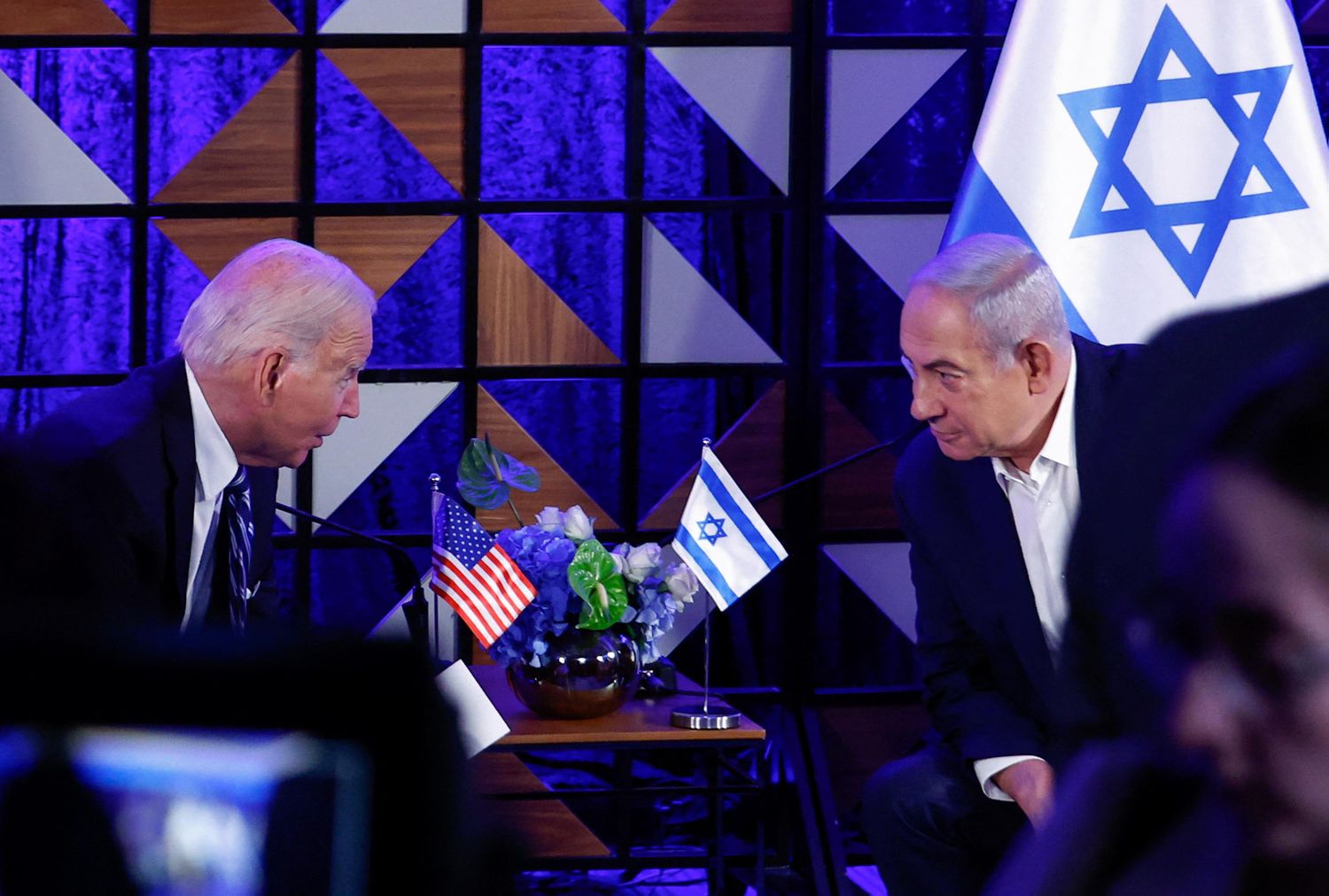 Biden avaló la versión israelí sobre el ataque al hospital y crecen las protestas