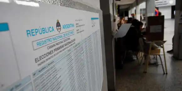 El Gobierno facilita el voto de los argentinos en el exterior con nuevas medidas