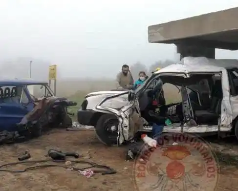 Una familia sufrió  heridas en un choque frontal en la ruta 226