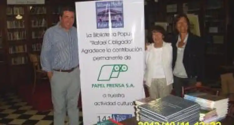 La Biblioteca destacó la colaboración de Papel Prensa