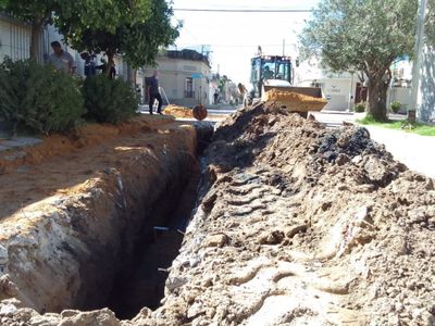 Realizan el recambio de cañerías cloacales en Concordia, entre Rocamora y Rucci