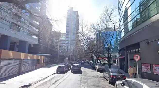 Tragedia en Palermo: murió un niño de 12 años que cayó de un décimo piso