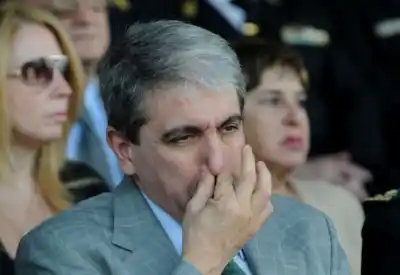 Aníbal Fernández: "A Insaurralde no lo hubiera puesto en la lista, pero me tapé la nariz y lo voté"