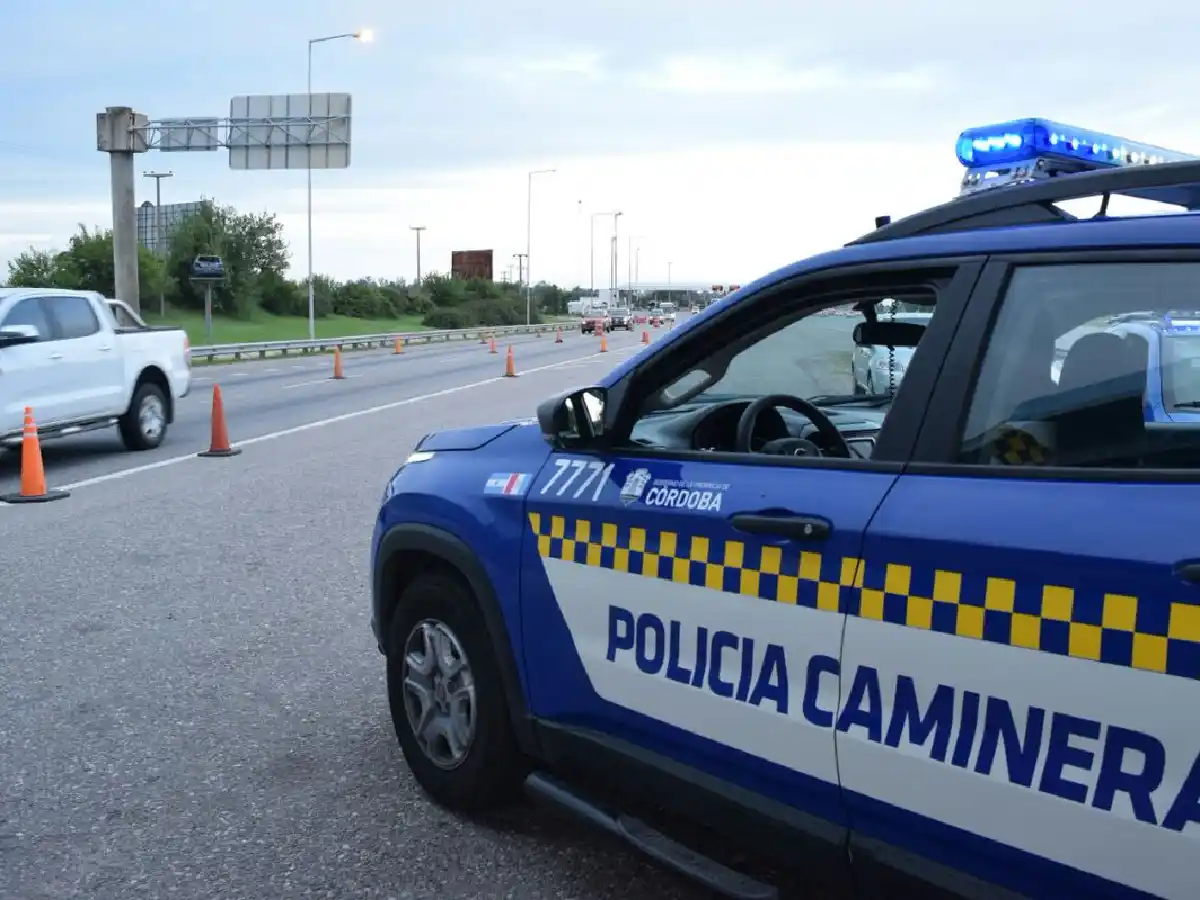 Córdoba: corte de caminos por fuerte viento y lloviznas en zona serrana