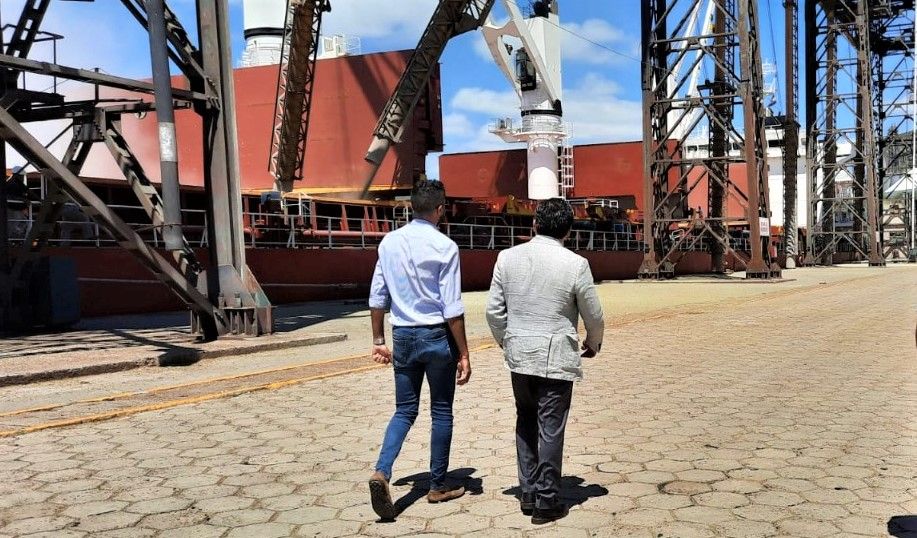 Incertidumbre en el puerto: Eliseo Almada se retiró en medio de una reunión del Consorcio y anunció su renuncia