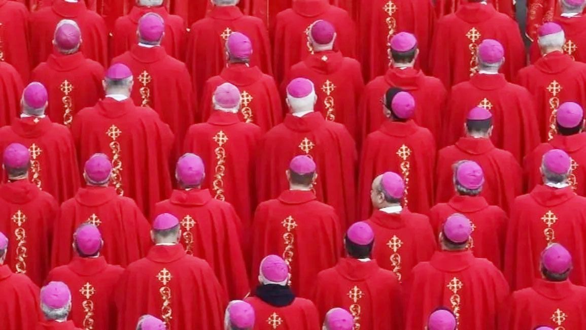 “El próximo Papa deberá ser un líder político y espiritual”