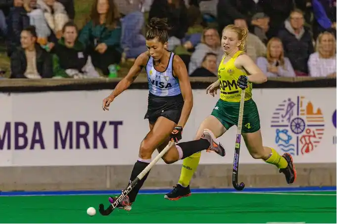 Las Leonas vencieron a Australia con gol  de Von Der Heyde