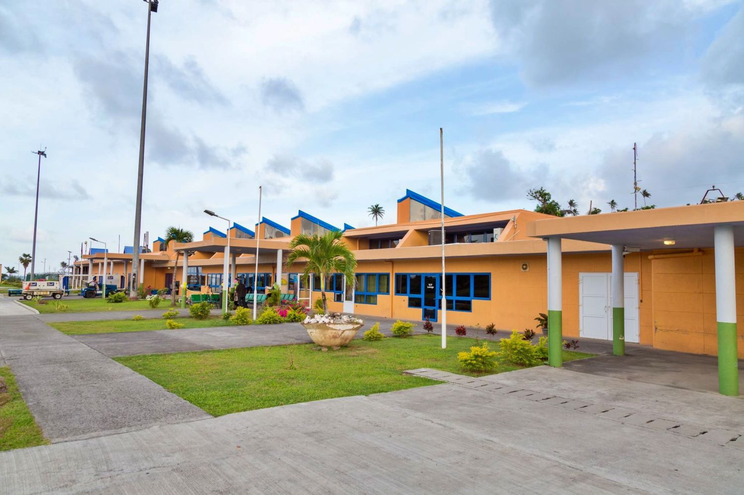 Dominica looks for three more U.S. airlines to arrive in the country
