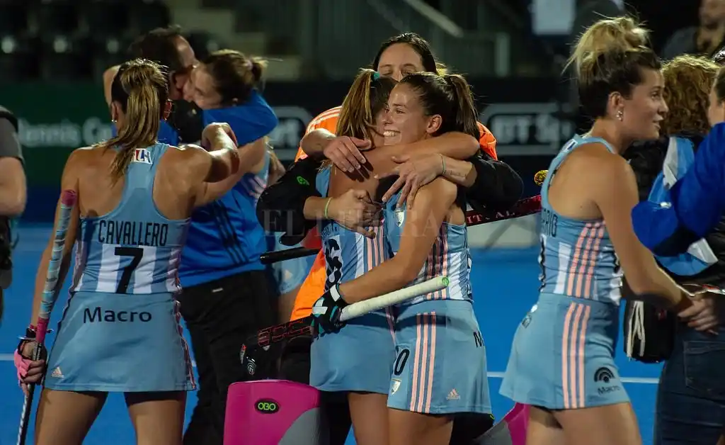 Mundial Londres 2018: Argentina ganó y avanzó a cuartos de final