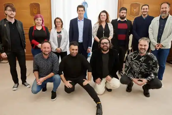 De Pedro recibió a referentes de la industria del desarrollo de videojuegos