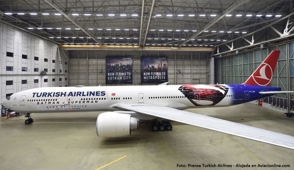 Premian a Turkish Airlines por su participación en «Batman vs. Superman»