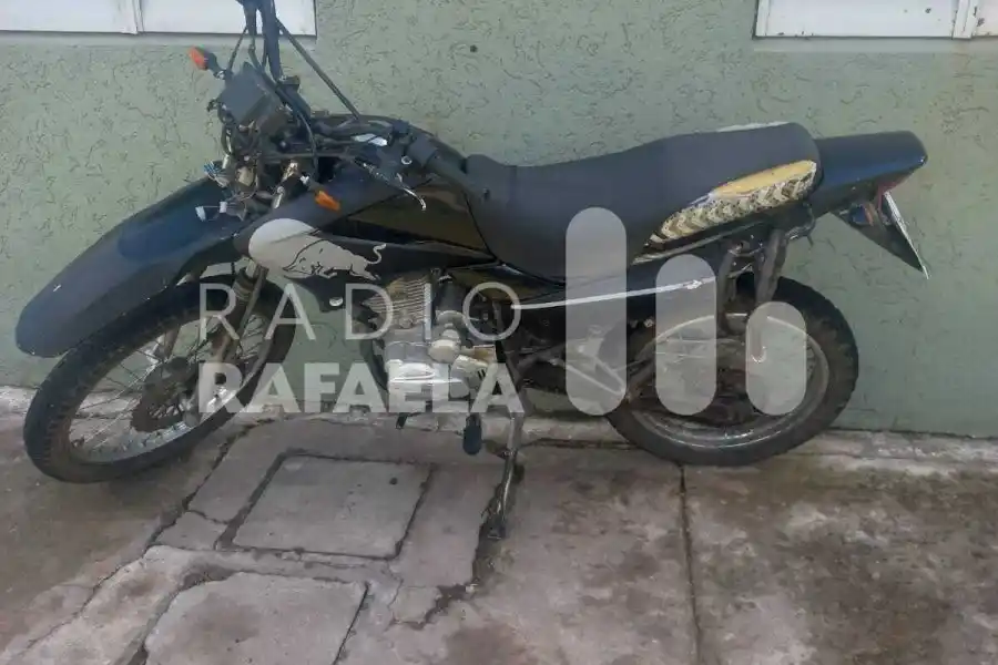 Le robaron la moto a la madrugada y la Policía la halló durante la mañana