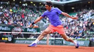 Federer analiza volver a jugar sobre polvo de ladrillo el año próximo