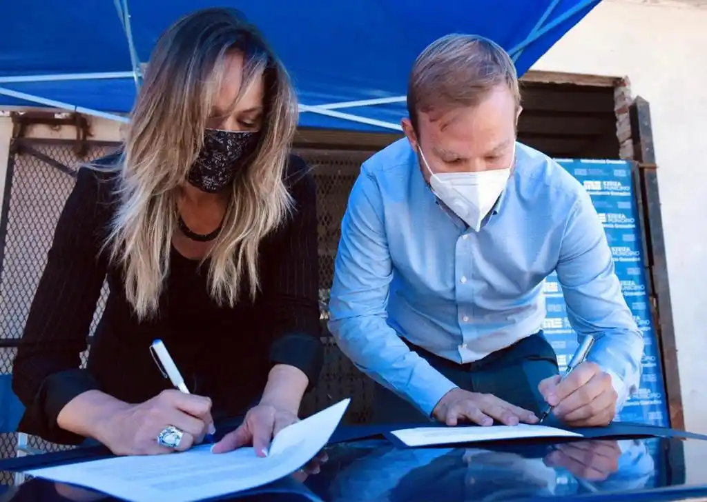 Ezeiza: Galmarini y Granados habilitaron nueva red de agua potable que beneficiará a miles de vecinos