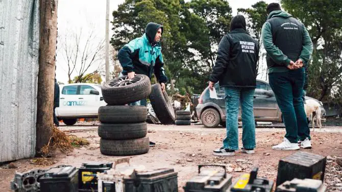Operativo. Siguen las clausuras de chatarrerías