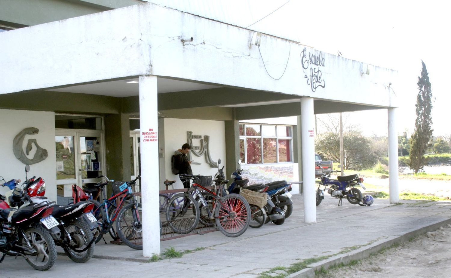 Escuela Provincial de Artes “Orillas del Quequén”