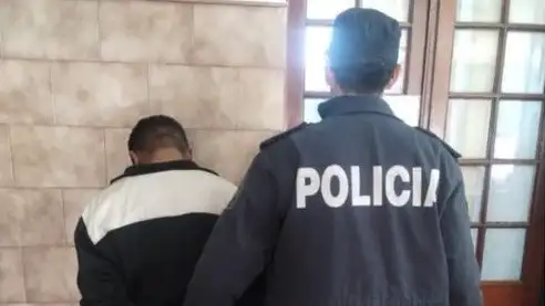 El aprehendido, de 27 años, fue trasladado a sede policial y quedó a disposición de la Justicia.