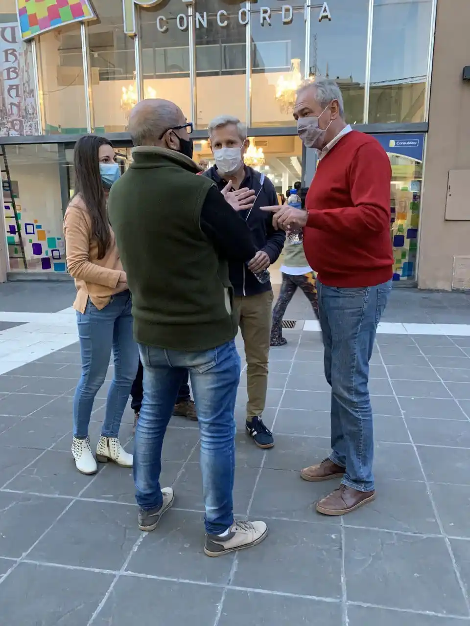 “Nunca vamos a hablar de otros políticos”, aseguraron desde la lista Juntos