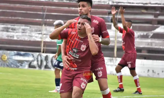 Arrancaron los cruces por los cuatro ascensos