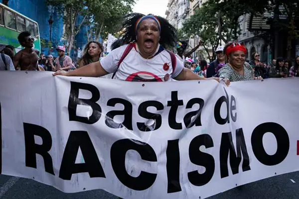 Cómo se siguen manteniendo en la vida diaria múltiples manifestaciones de racismo