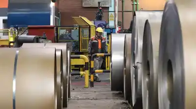 Reforma laboral del Gobierno: qué propone sobre vacaciones, indemnizaciones, despidos y los “bancos de horas”