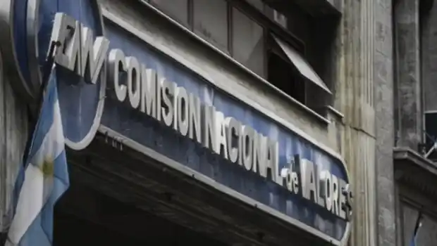 Suspenden compra de dólar futuro y paralizan venta de dólar ahorro