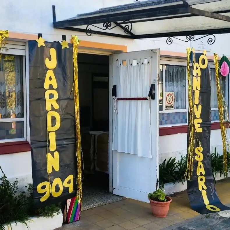 Jardín 904.
