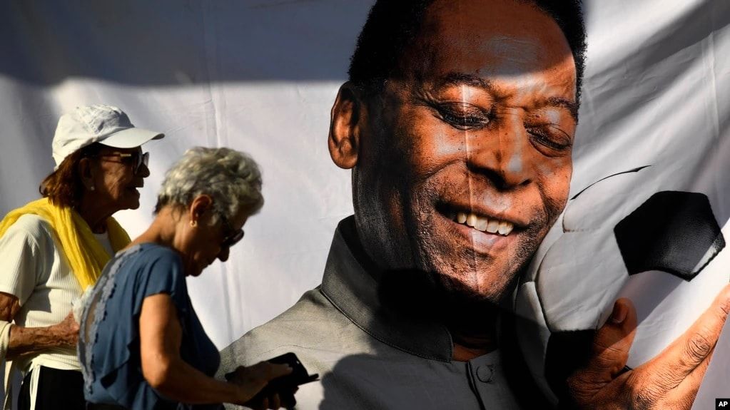 Brasil se alista para enterrar a Pelé en la meca del fútbol