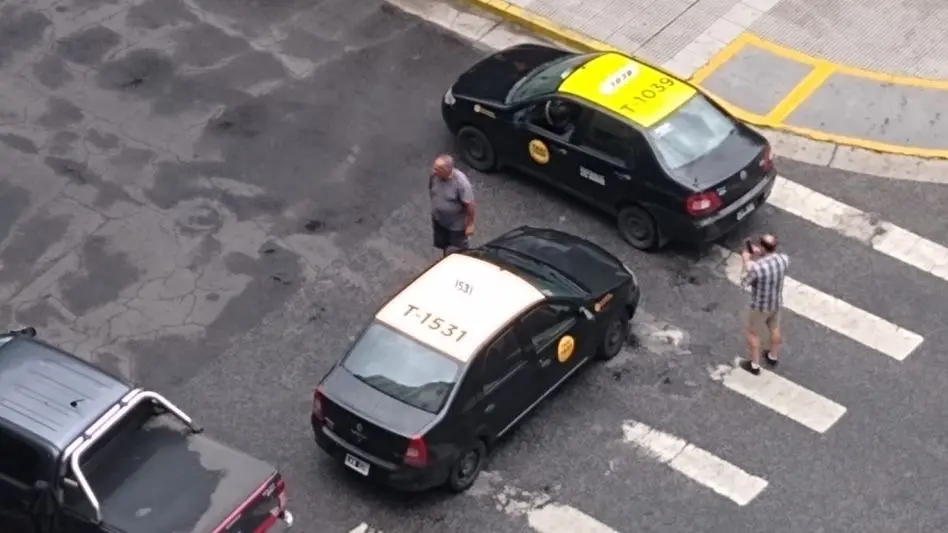 Paro de taxis y remises: "A nosotros siempre nos da la espalda"