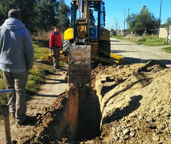 El municipio avanza con obras de cloacas en distintos sectores