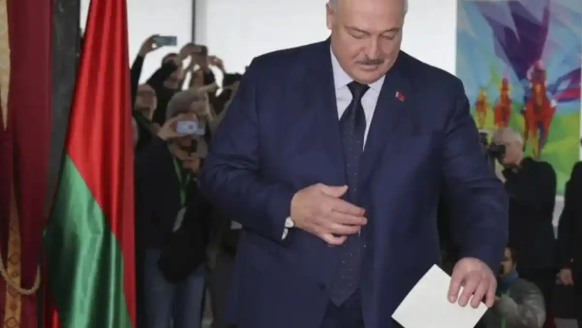 ELECCIONES SIN OPOSICIÓN: Lukashenko reelecto presidente de Bielorrusia por MAYORÍA ABRUMADORA