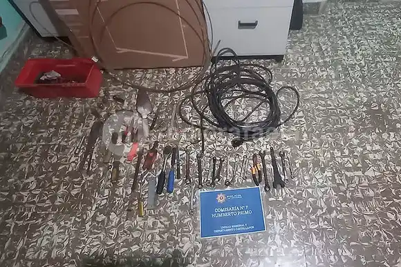 Recuperaron cables, herramientas y otros elementos robados en Humberto Primo