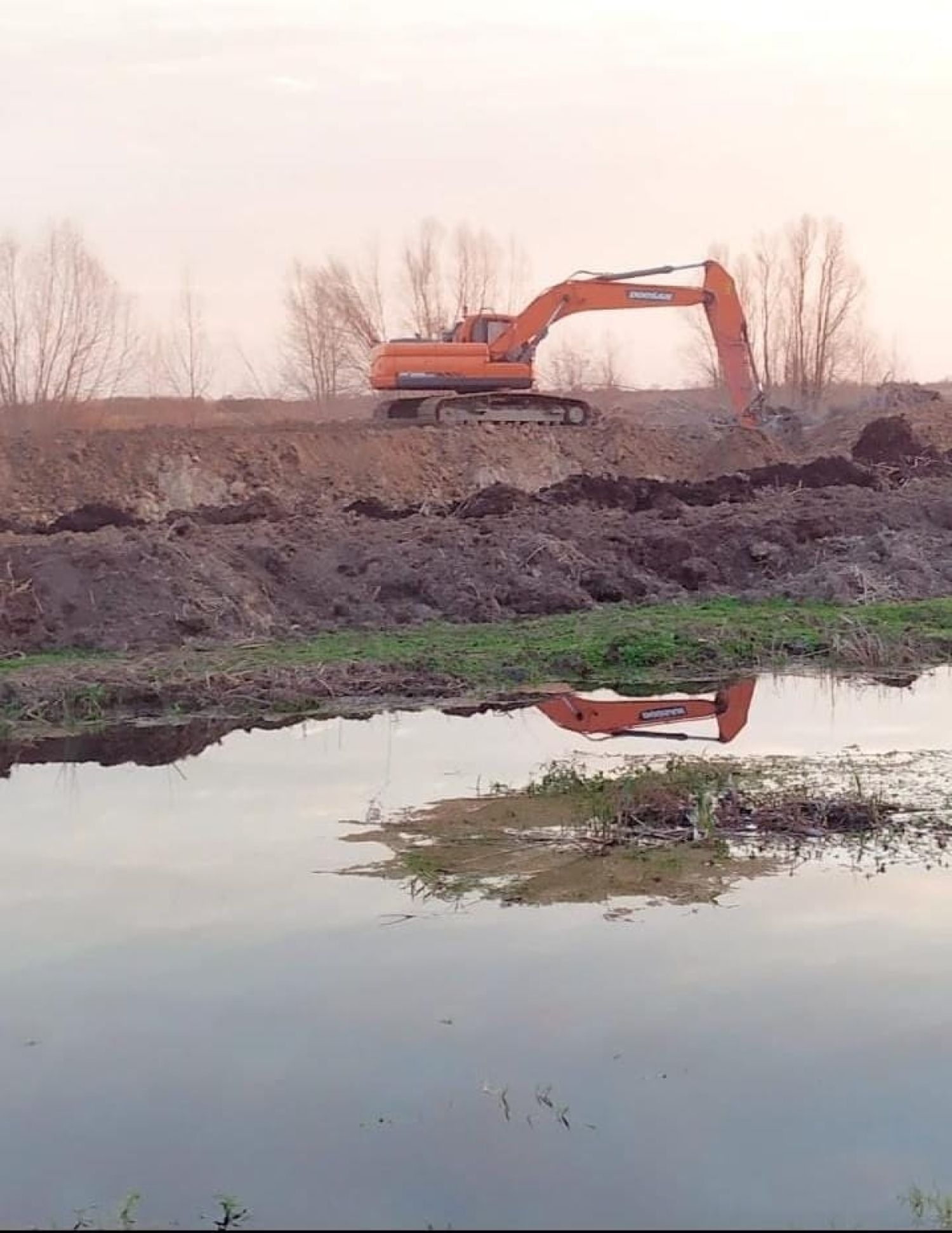 Preocupa la construcción de un terraplén que podría ocasionar problemas en Ruta Nacional N°12