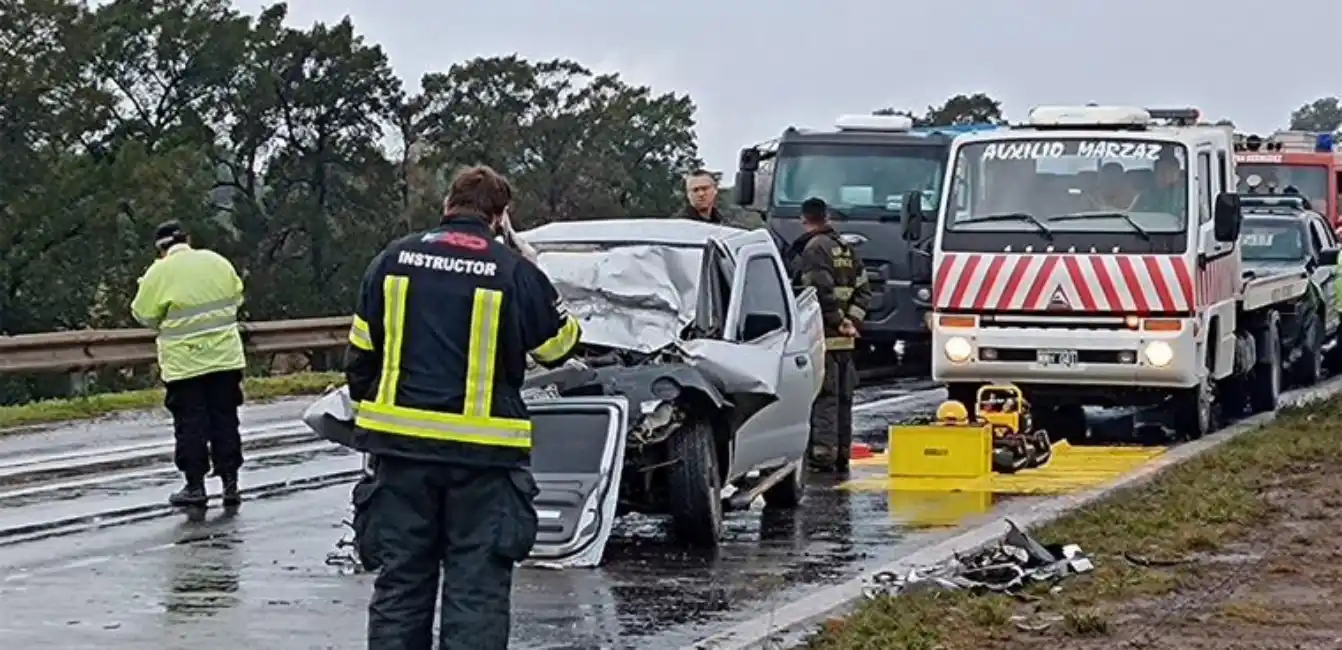 En un violento siniestro vial murió una persona y dos resultaron heridas