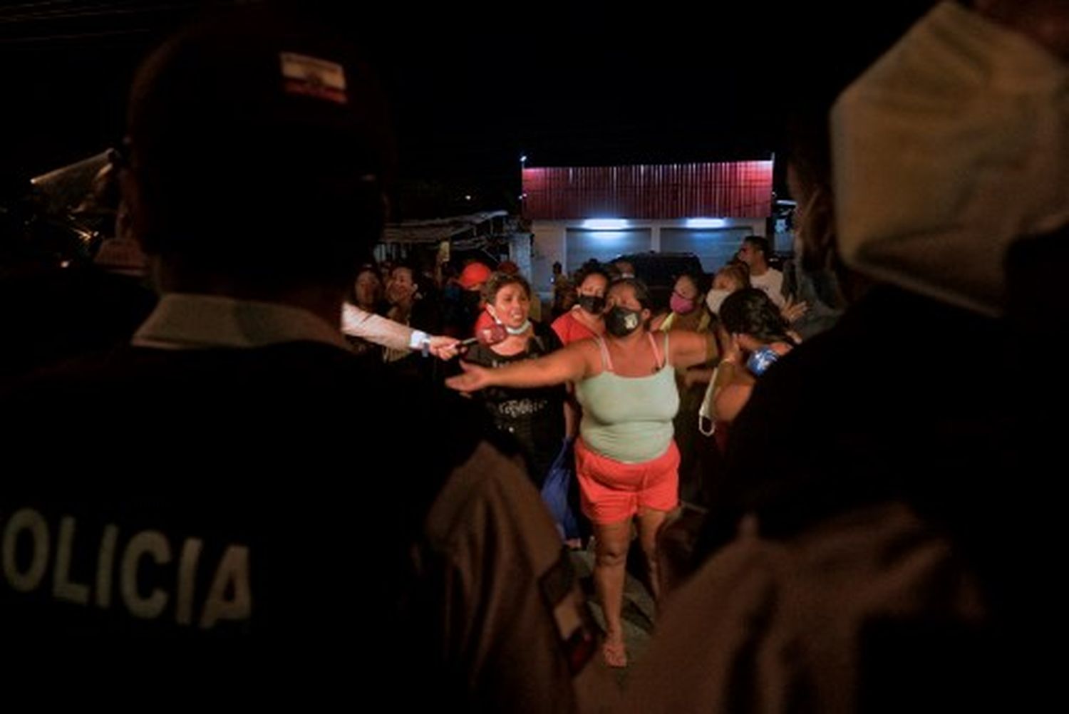 PARA EVITAR OTRA BARBARIE: Ecuador activa comités de seguridad para controlar motines en  cárceles