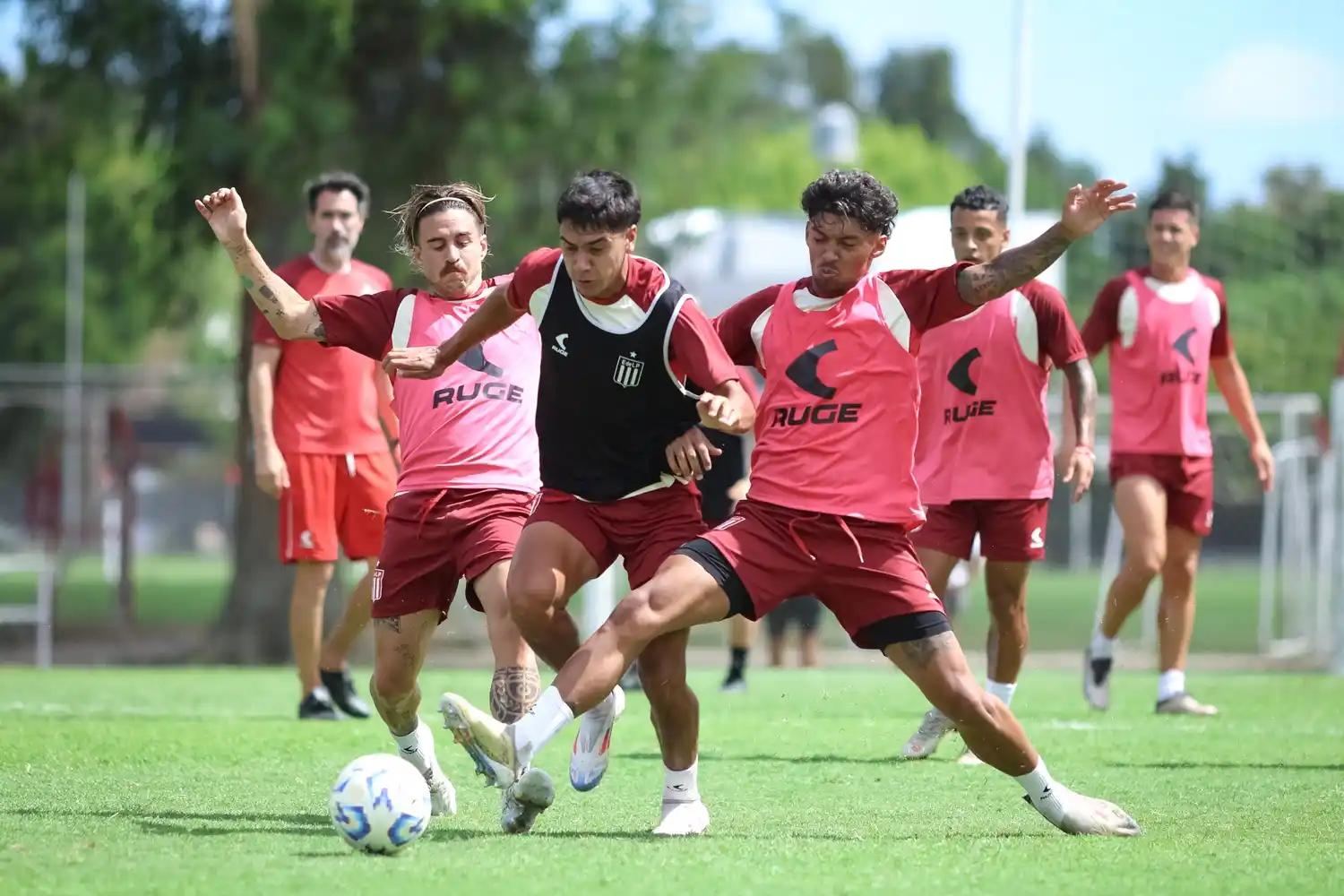 Joaquín Tobio Burgos: El silencioso protagonista de Estudiantes en el inicio del Torneo Apertura