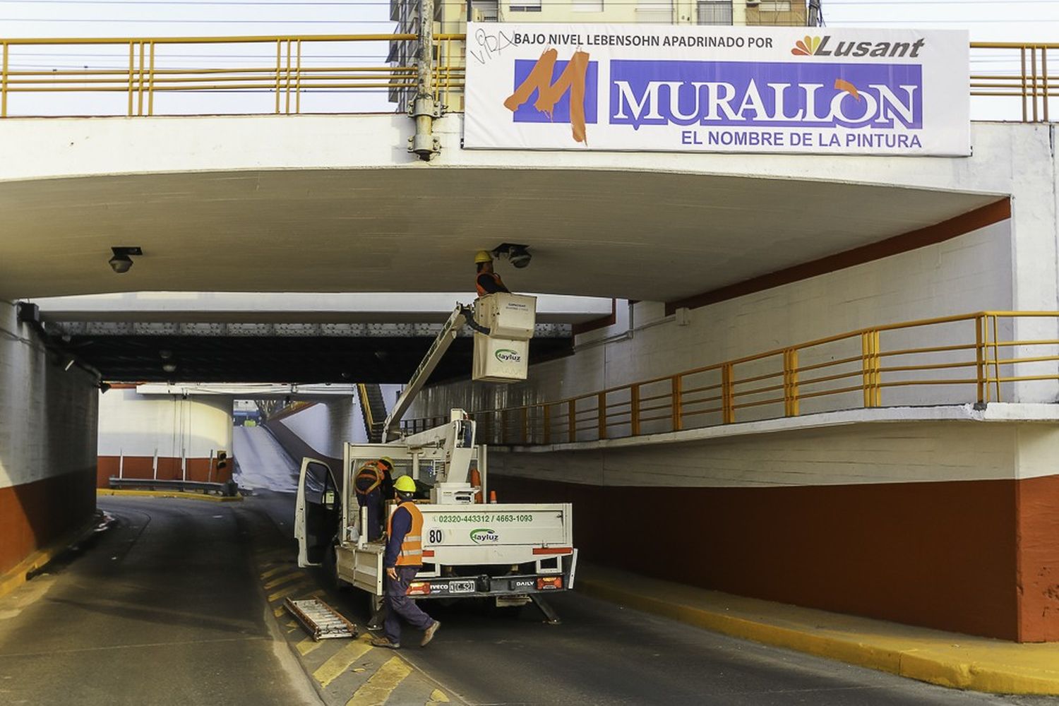 Instalaron nuevas luces led en el paso bajo nivel Lebensohn de Lanús