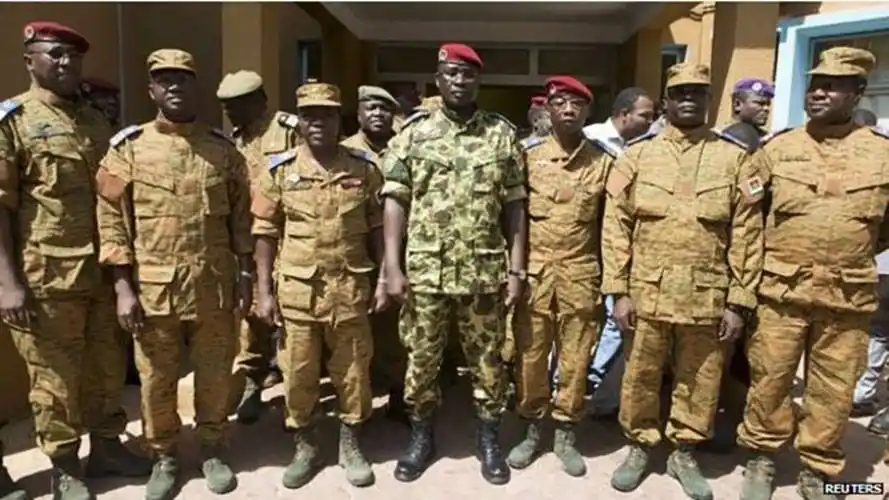 Burkina Faso anulará el acuerdo de ayuda militar con Francia tras 60 años