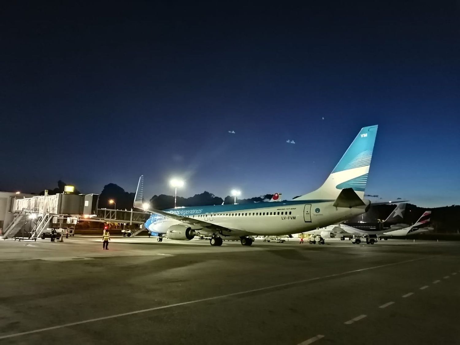 [Fotogalería] Boeing 737-800 de Aerolíneas Argentinas en Rionegro, Colombia