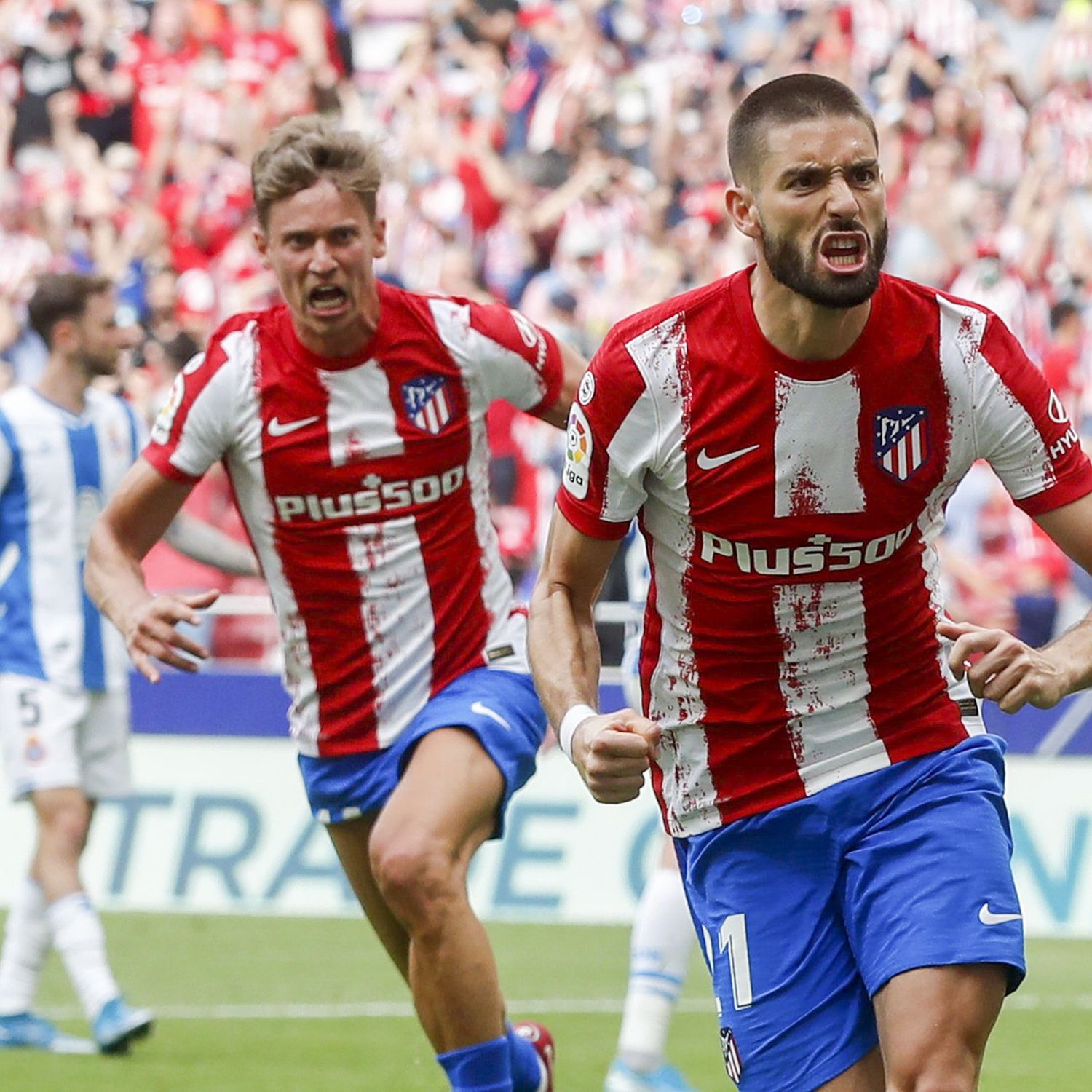 Atlético y Real ganaron sobre la hora