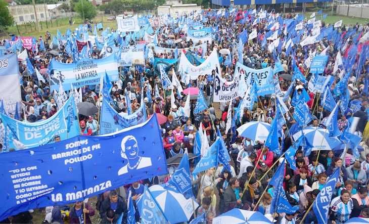 Movimientos sociales intensifican 
la campaña Massa presidente